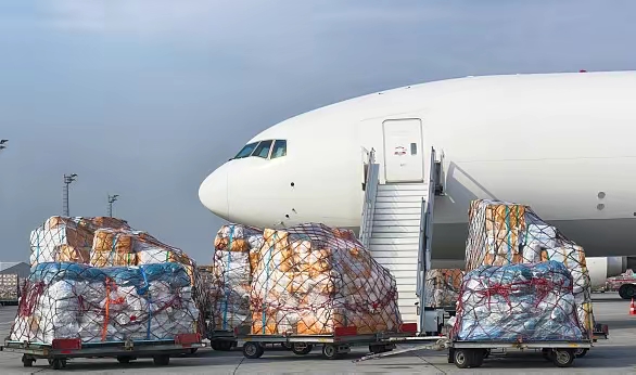 國(guó)際空運(yùn)