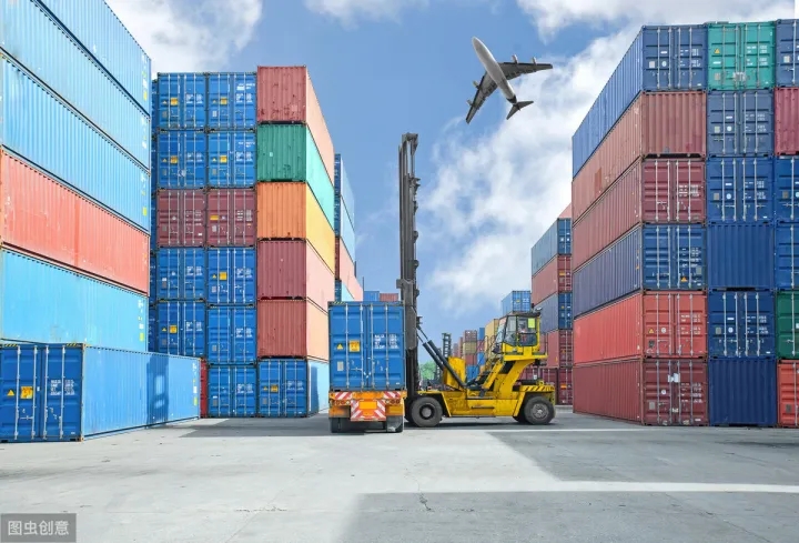 貨柜.webp.jpg 貨柜.webp.jpg