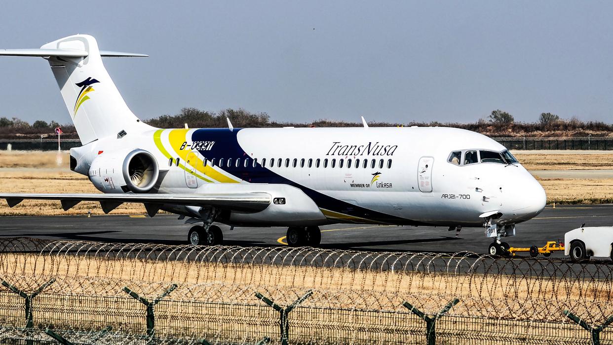 雅加達(dá)至吉隆坡空運(yùn)