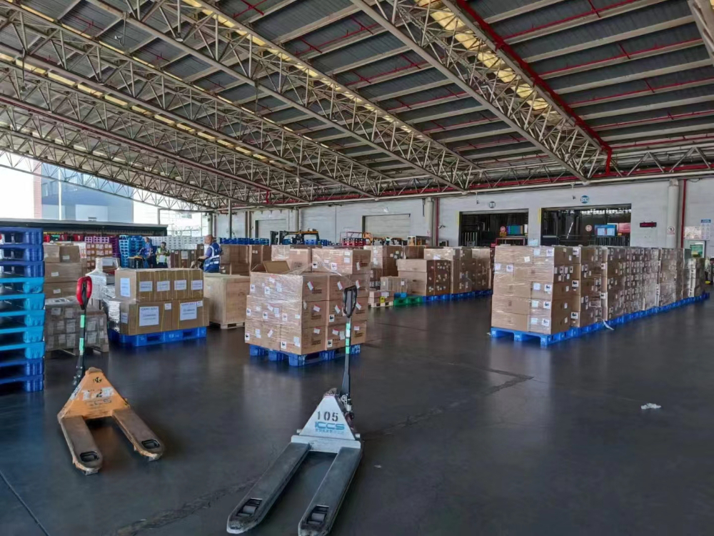 美國超大件空運(yùn)運(yùn)費(fèi)預(yù)估-專業(yè)空運(yùn)服務(wù)